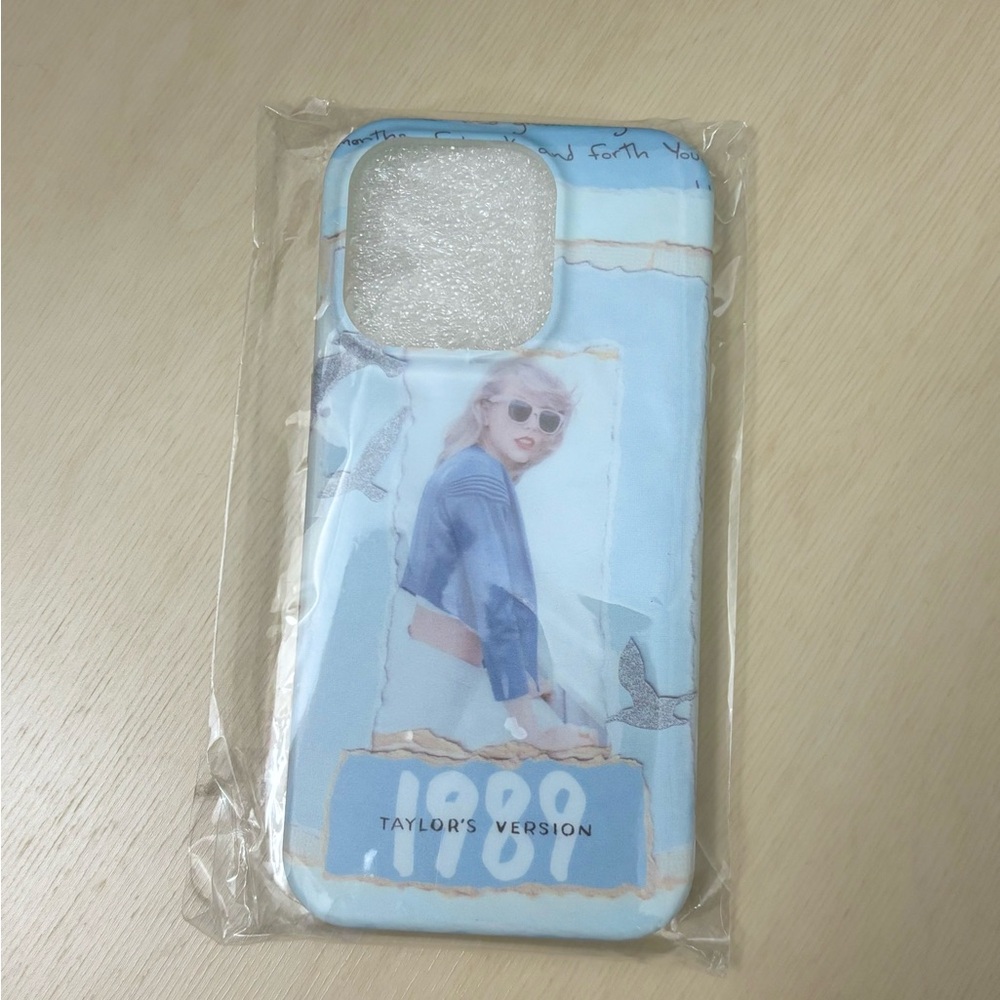 Taylor Swift 1989 Taylor’s Version Blue Phone Case